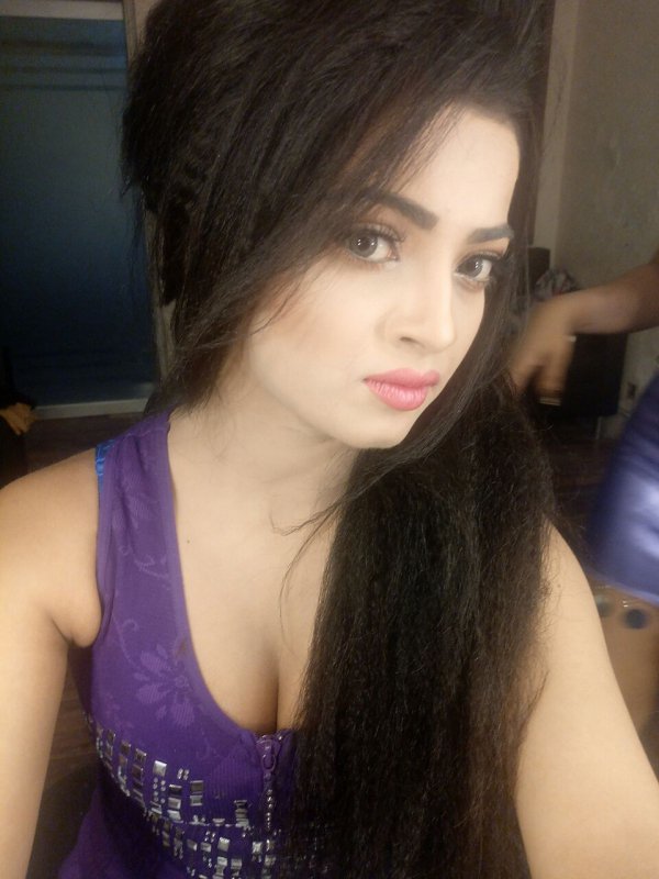 Maira Pakistani Escort On The Most Trusted Call Girl