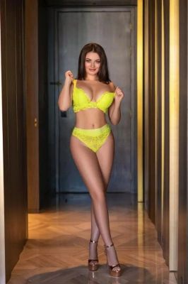 Escort service from Dubai hooker Holly: call +971 84 495 6120