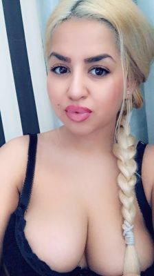 Elite escort in Dubai: Kami for VIP service