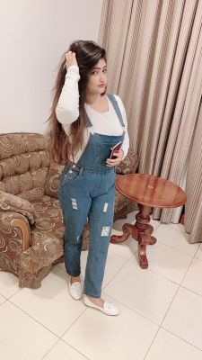 Olive (sexdubai.club)