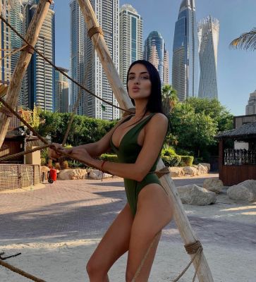 Paxton - escort lady for your pleasure for AED 1800 per hour
