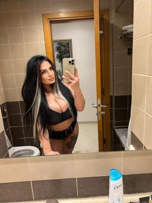 Marina, height: 177, weight: 76