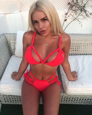 28 y.o. Jayla provides cheap escort service in UAE
