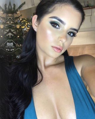 One of the hottest UAE whores Tahereh now available on sexdubai.club
