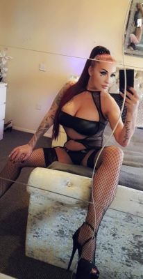 Call girl Francesca — photos and reviews