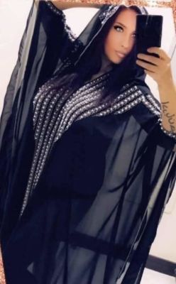 Cheap independent escort Francesca charges AED 2500/hr
