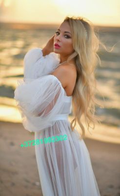 Dubai erotic massage service from Farren