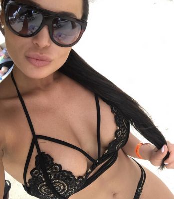 Dating with a top escort in UAE on sexdubai.club
