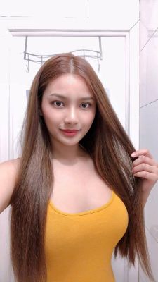 One of the hottest babes and escorts on sexdubai.club - Resa, 27 years old