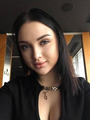 BDSM session with a 32 y.o. submissive escort in UAE