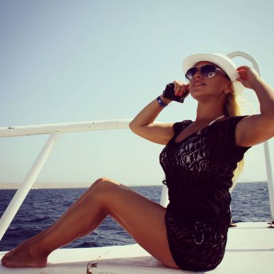 Escort babe Elise in Dubai