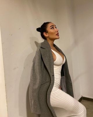 Asian prostitute on sexdubai.club with sexy photos
