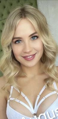 Cheap outcall prostitute in UAE - 26 year-old Kamila can meet you 24 7