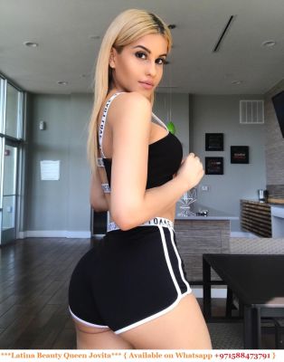 Dubai massage service offered by hooker Alwyn