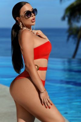 Asian escort in Dubai for classic and oral sex for AED 3000