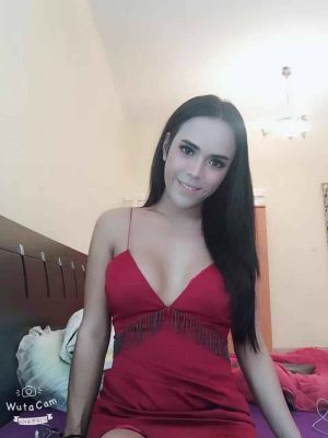 Call girl in Dubai: Vivian available 24 7