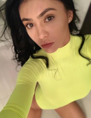 Jasmine, height: 171, weight: 68