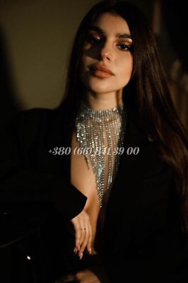 Top Dubai escort Crystal on sexdubai.club