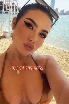 Female escort service from charming Rhiannon in Dubai