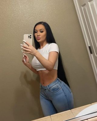 Turkish escort in Dubai (30 years old, works 24 7)