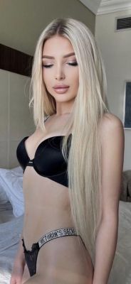 Have sex in Dubai with a 31 y.o. escort Blanche