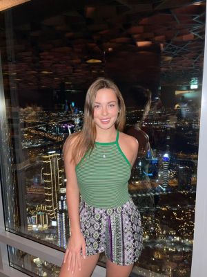 Want to find an escort in Dubai? Book Rhea, y.o 24