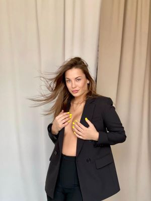 Cheap escort in Dubai: Rhea available on sexdubai.club