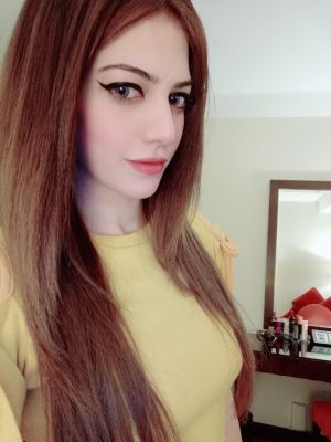 Zoey is among the best cheap escorts in UAE. AED 3000 per hour