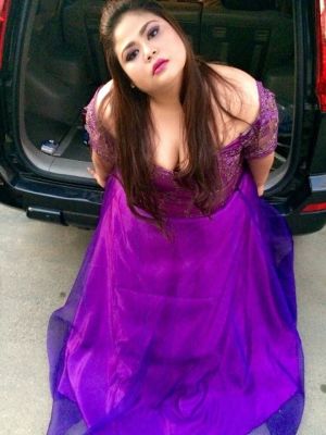 Book a hot Felicity, 154 cm on the best escort website