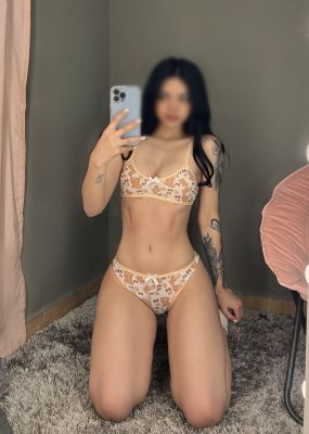 Book hooker Elizabella online on escorts directory sexdubai.club