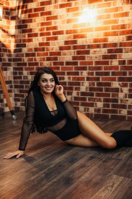 Airport escort Ruth for quick sex