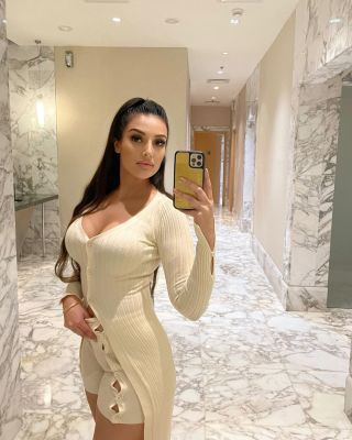 Independent asian escort in Dubai: Sabirah available 24 7
