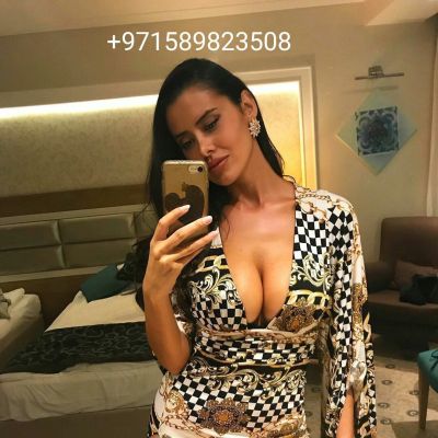 Mature escorts of UAE does a BJ for AED 2500