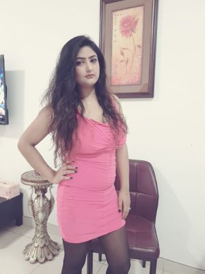 Sex, OWO, intimate games with UAE turkish escort Gwendolyn