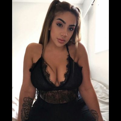 Parisa from the best escort provider in Dubai
