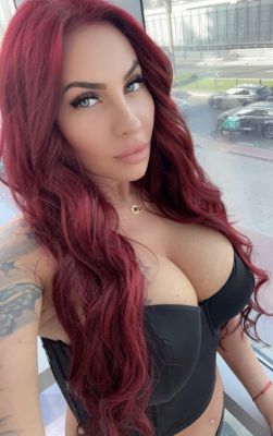 Local hooker is waiting for her clients on sexdubai.club