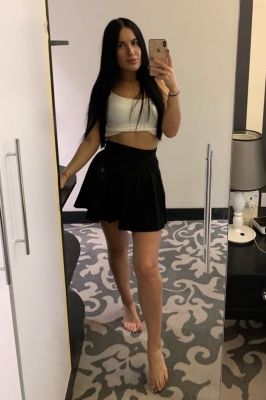 One of the hottest babes and escorts on sexdubai.club - Zoey, 32 years old