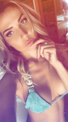 Cheap outcall prostitute in UAE - 32 year-old Melantha can meet you 24 7