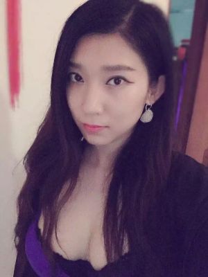 Dubai massage service offered by hooker Querida