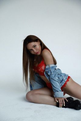 Georgette (Dubai), sexual photo