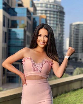 Black female escort Tania in UAE