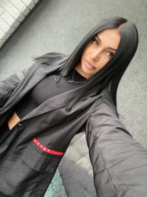 Call girl online now - Nicole, +971 13 979 7606 