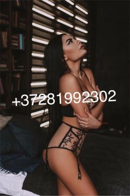 Escort service from Dubai hooker Riley: call +971 49 955 5877