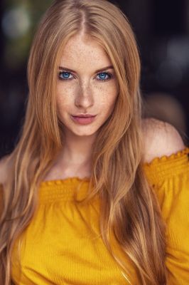 Dubai massage girl Quinevere, 159 cm, 52 kg