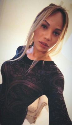 Dubai call girl Ayodele available for booking 24 7