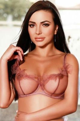 Local escort service offers sexy Gloria, weight 72 kg, height 174 cm