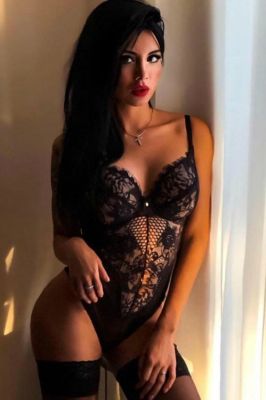 Call girls Dubai — escort Annie