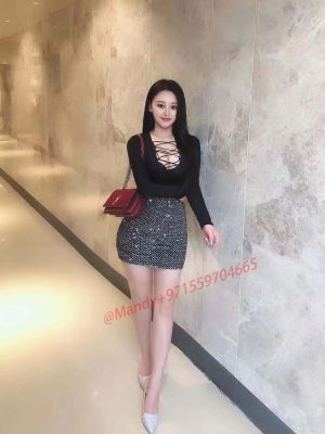 Julia, a polish escort Dubai has for you
