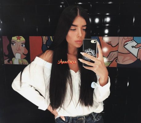 Arab escort in Dubai: Amelia, 22 years of age