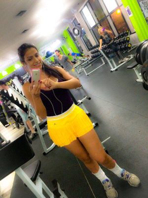 Book an escort in Dubai for AED 2500 per hour